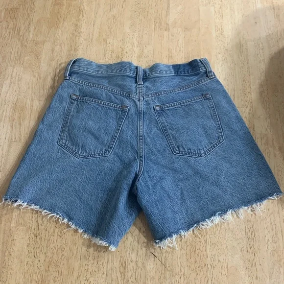 Abercrombie & Fitch High Rise Loose Short Size 27 6 in inseam - Picture 4 of 10